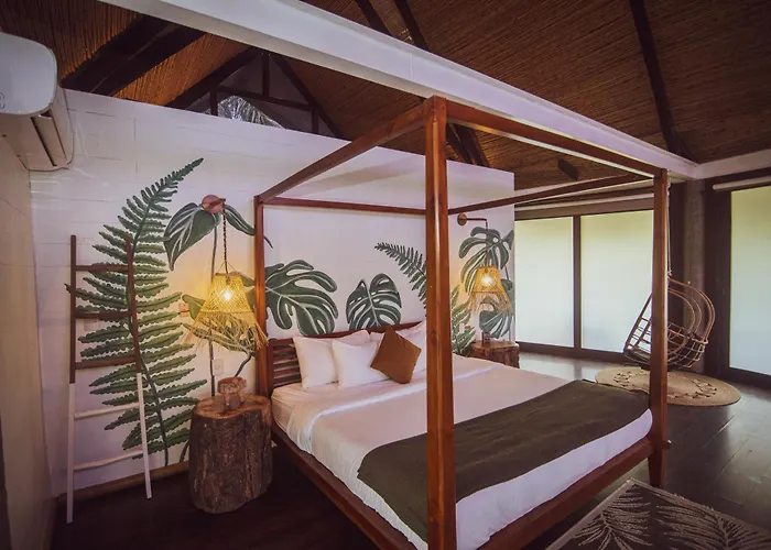 Socialtel 4* Nosara