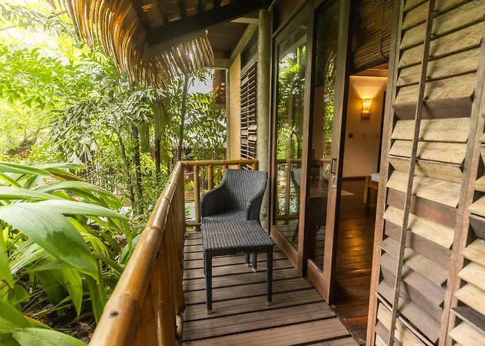 Socialtel 4* Nosara