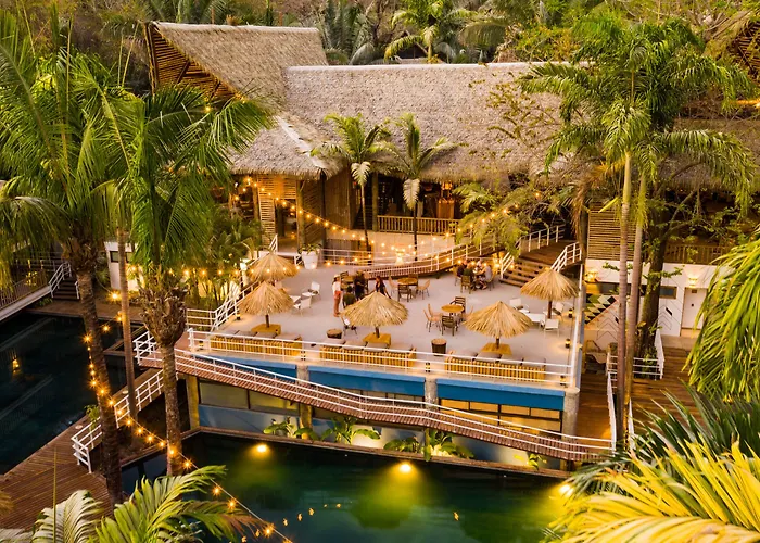 Socialtel 4* Nosara